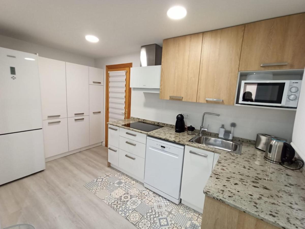 Portal De Valencia Apartment Teruel Bagian luar foto