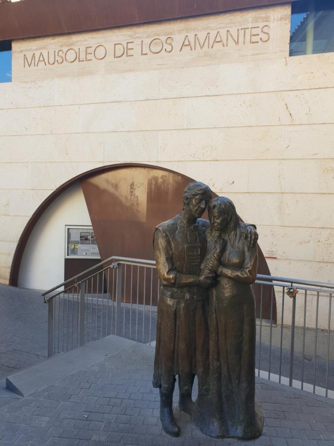 Portal De Valencia Apartment Teruel Bagian luar foto